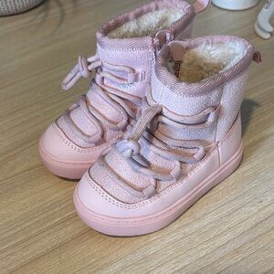 Kids Pink Fleece-Lined Winter Boots